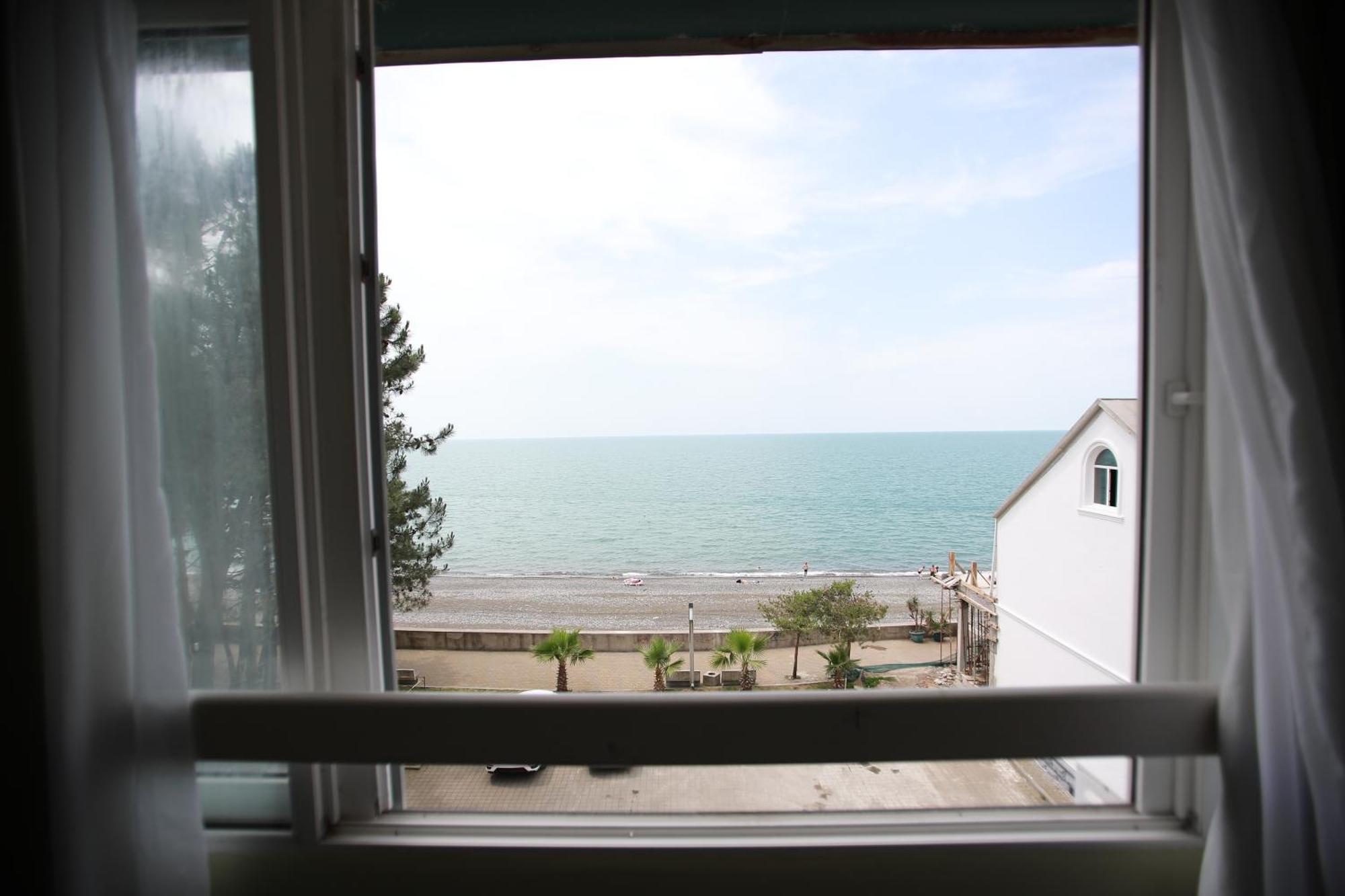 Green House Hotel Kobuleti Εξωτερικό φωτογραφία